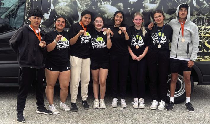 THE POST HIGHSCHOOL TENNIS teamcoachedbyKortneyMosleyandassistantSteffiScott,competed in the LubbockTennisTournament last week. After a break this week the team will be back in action on Thursday, March 21 in Levelland. Team members include Nelson Esparza, Nyrah Soto, Nevaya Segura, Maddie Soria, Faith Sanchez, Maddy Hart, Jada Schroth and Josh Segura. | COURTSEY PHOTO
